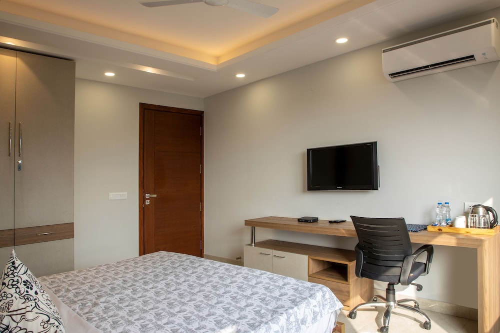Classic Studio Apartment - Photo 3
