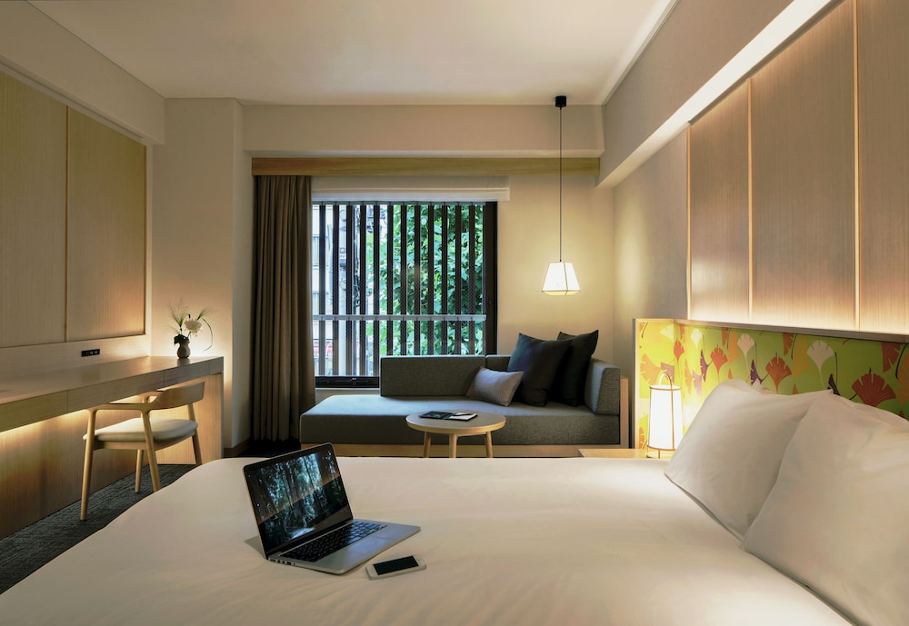 Deluxe Room King