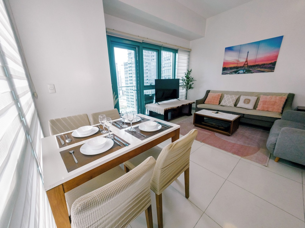 Family Condo, 2 Bedrooms, Non Smoking, City View photo 3