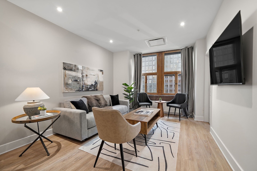 Premium Apartment, City View