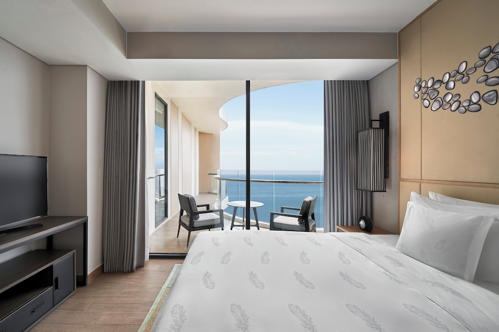 Room, 3 Bedrooms, Ocean View (Residence)