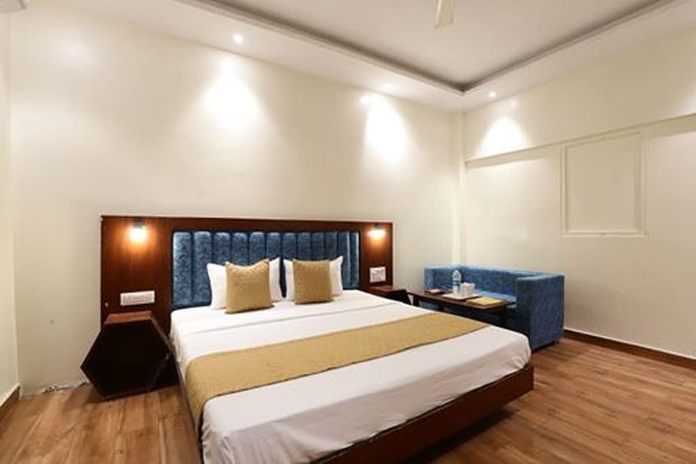 Deluxe Double Room - Photo 1