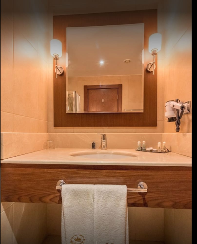 Executive Suite photo 3