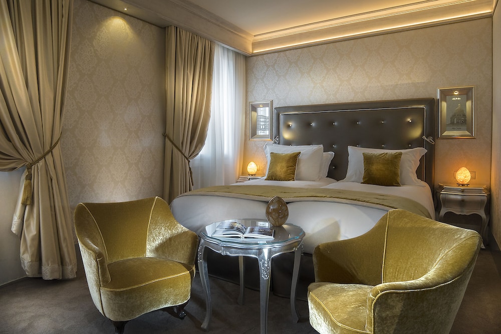 Available room