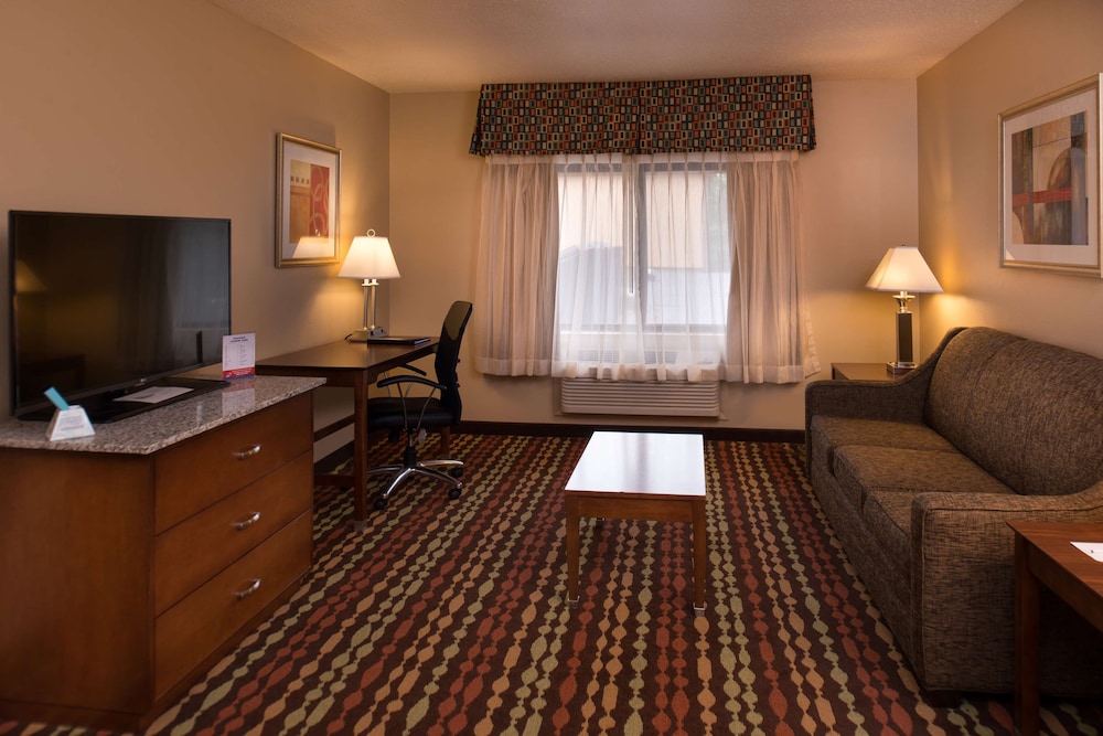 Suite, 1 King Bed, Non Smoking, Jetted Tub