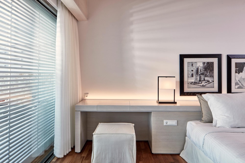 Belvedere Private Suite Sea View with Private Pool photo 3