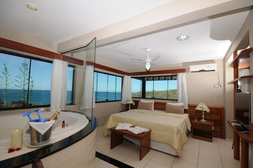 Room (Master) - Photo 11