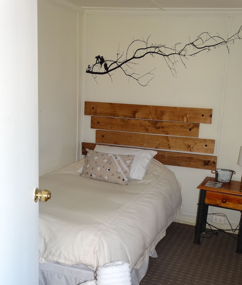 Comfort Double Room, Shared Bathroom photo 1