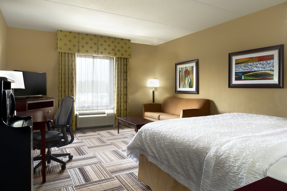 Room, 1 King Bed - Photo 2