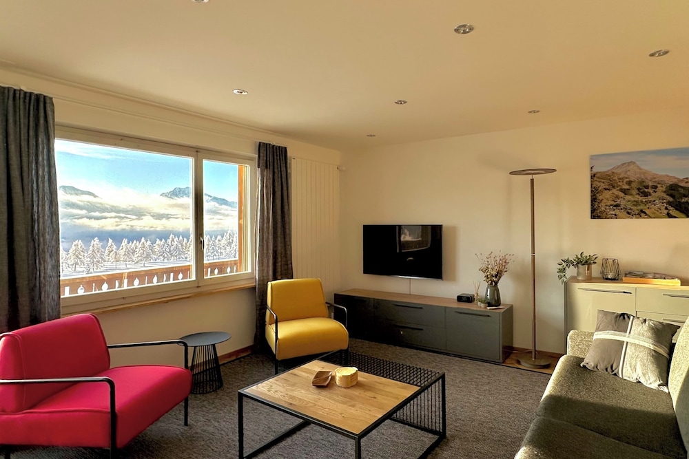 Basic Apartment photo 1