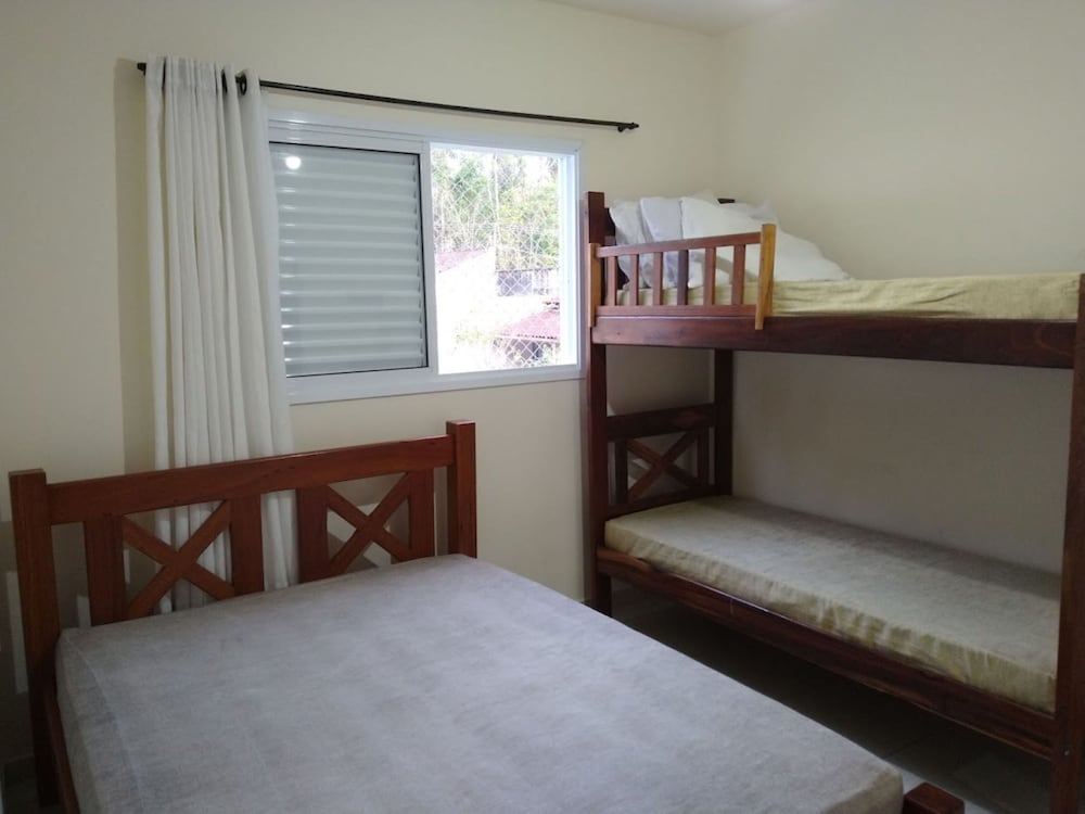 Traditional Apartment, 2 Bedrooms, Pool View photo 2