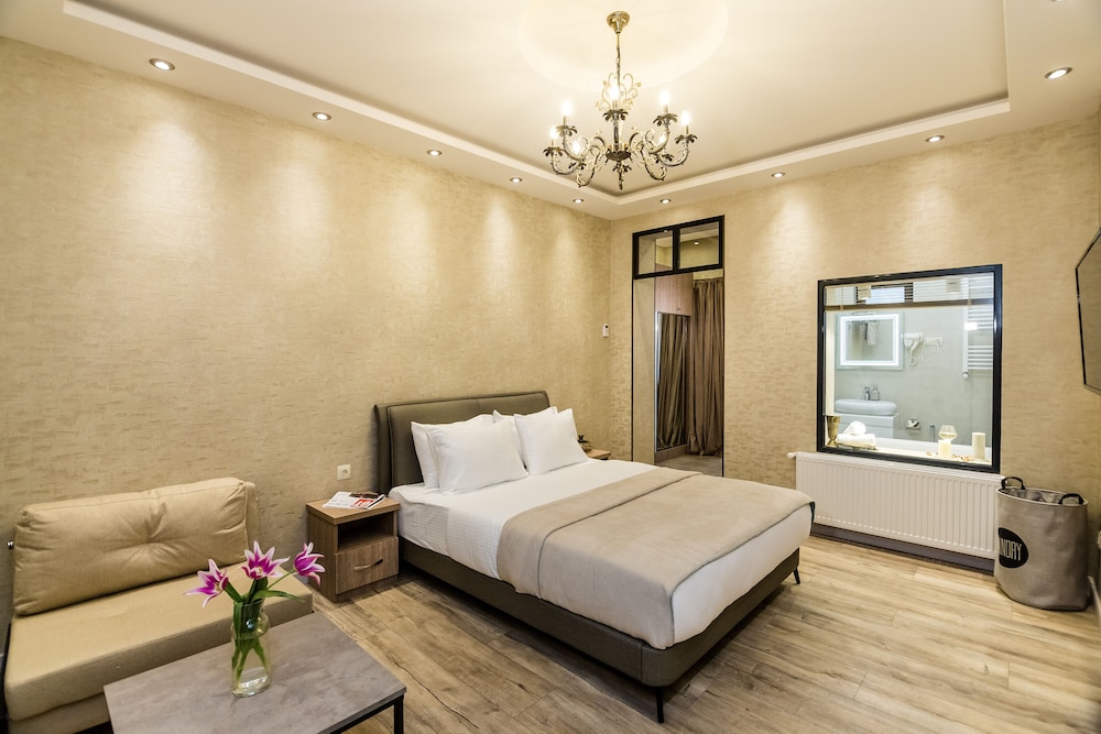 Superior Apartment, 2 Bedrooms, Balcony, City View photo 1