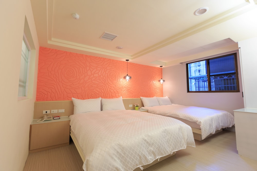 Standard Shared Dormitory, Women only photo 3