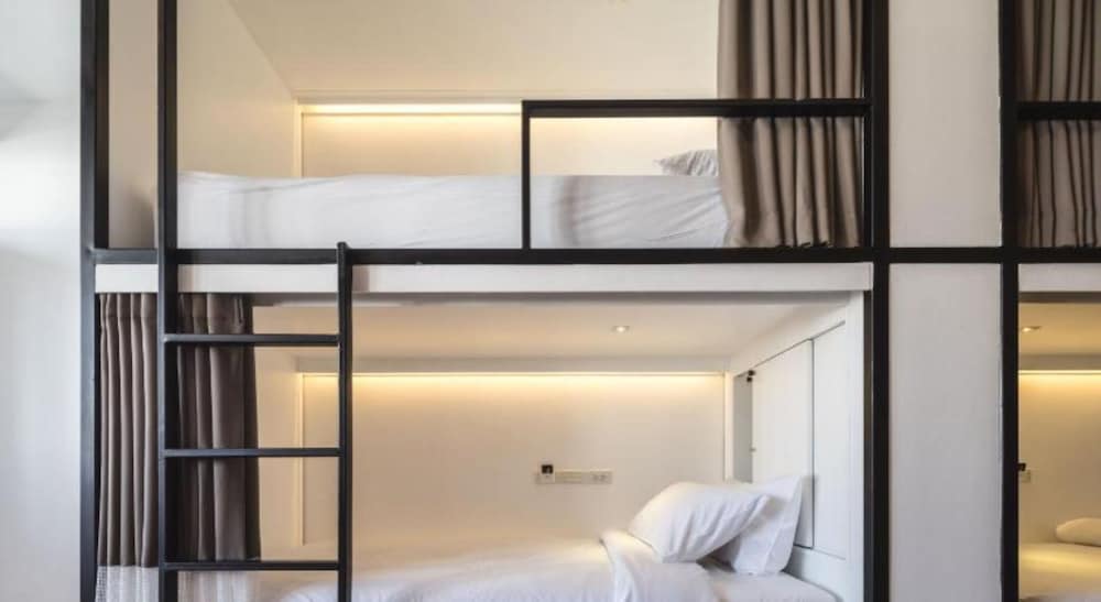 Queen Bunk Room
