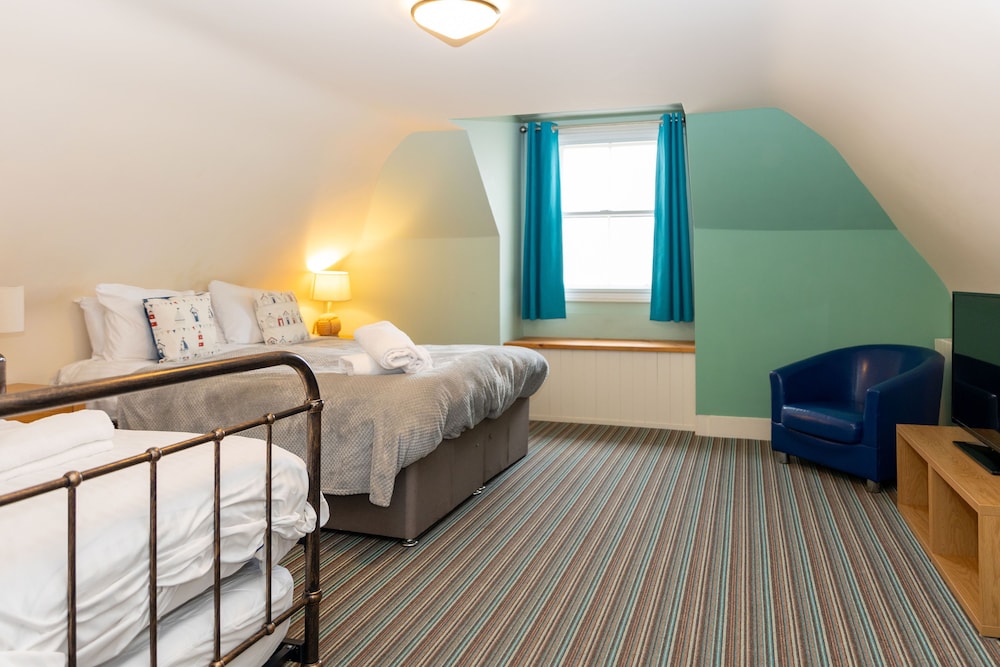 Standard Quadruple Room, Sea View photo 2