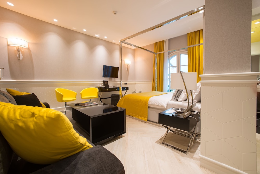 Standard Double Room - Photo 1