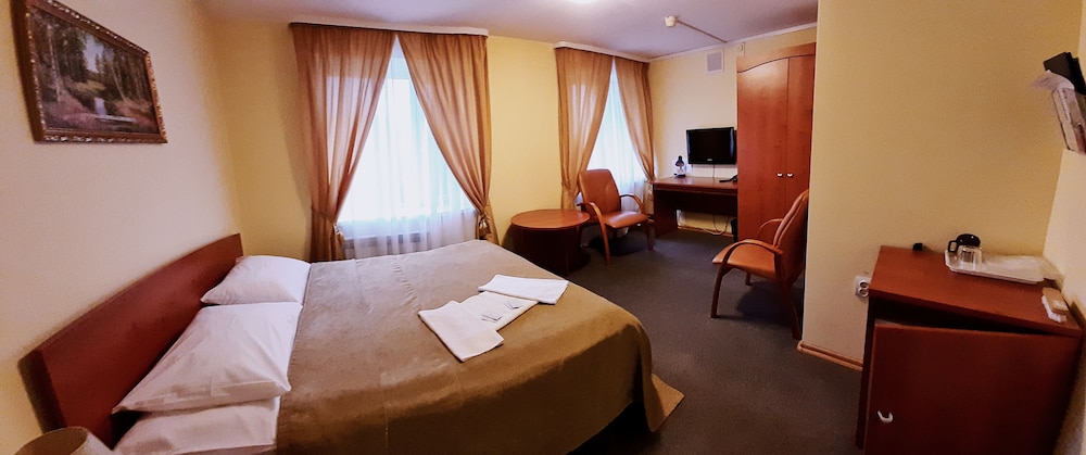 Double Room, Multiple Beds photo 1