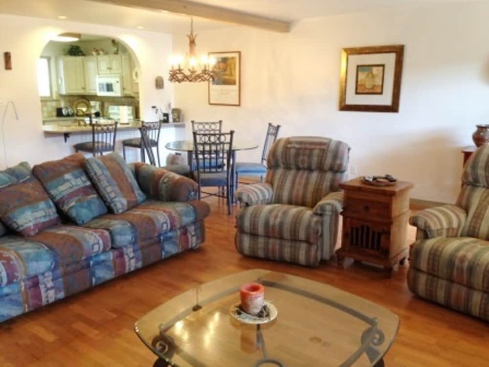 Condo, 3 Bedrooms photo 2