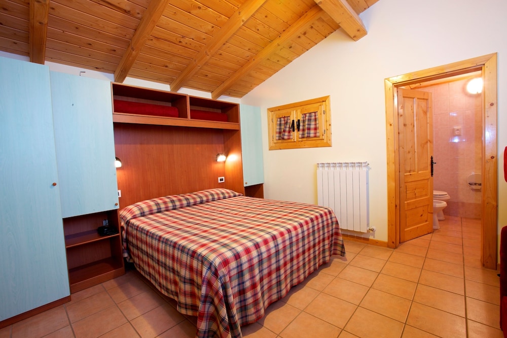 Chalet, 1 Bedroom (4 pax) photo 3