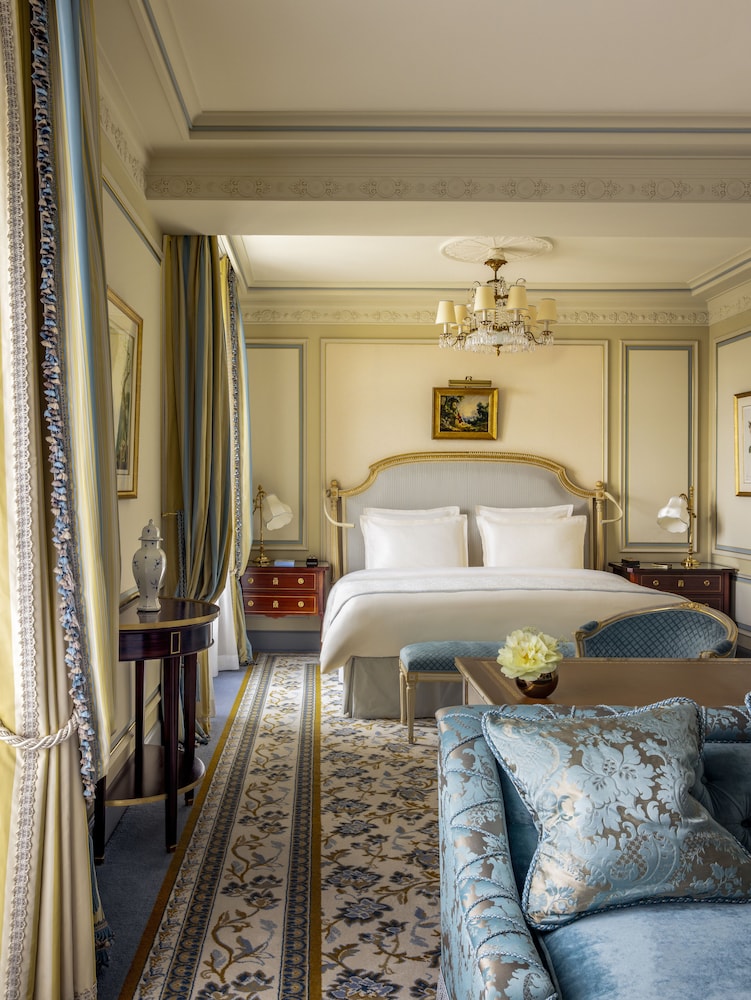 Deluxe Junior Suite