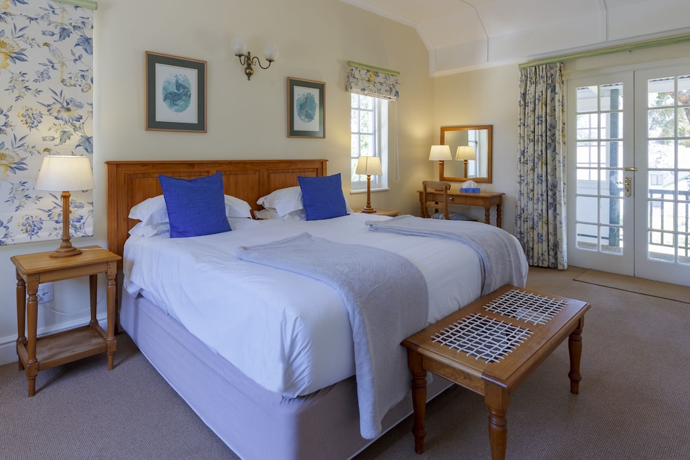 Deluxe Room, Garden View - Photo 1
