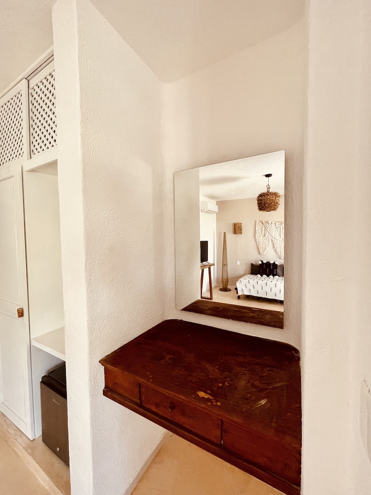 Suite, Garden View - Photo 16