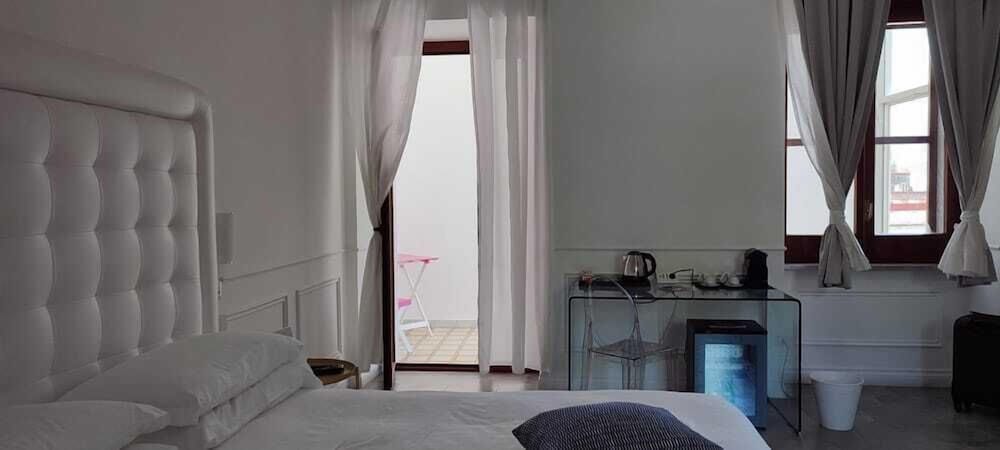 Panoramic Triple Room photo 2