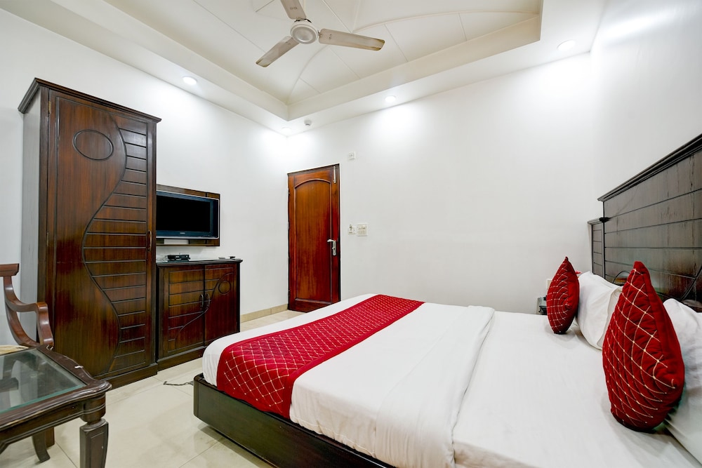 Deluxe Room, 1 Double Bed - Photo 18
