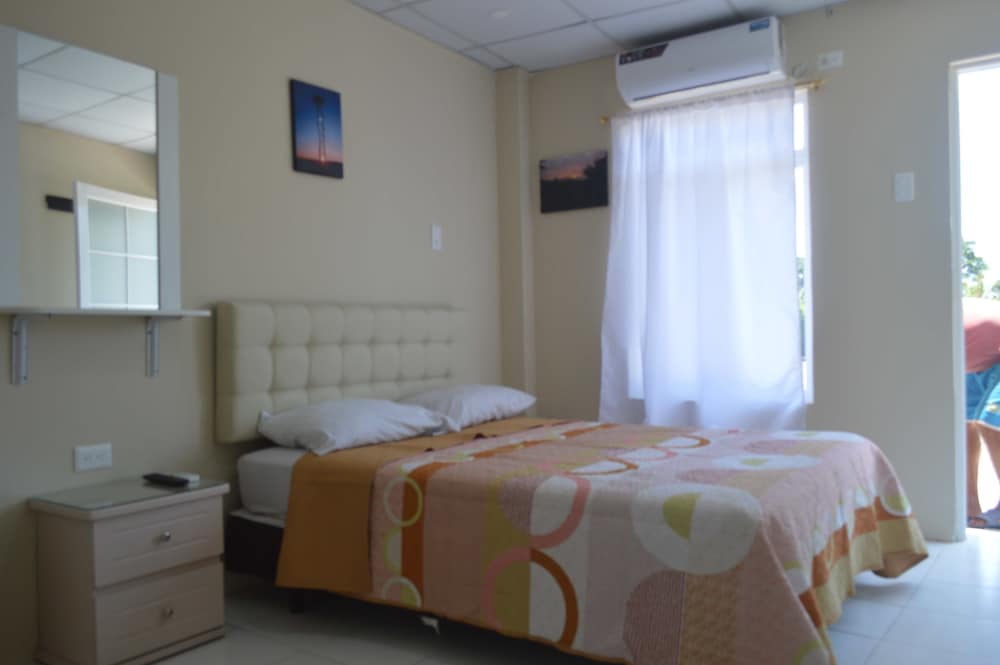 Basic Double Room, 1 Double Bed