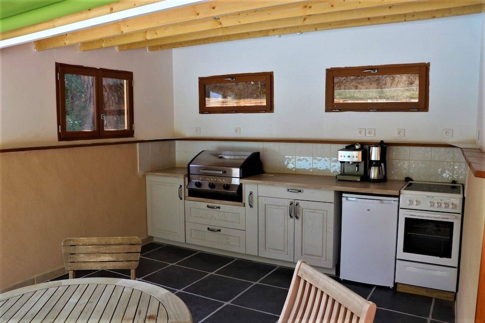 Double Room (La Lavande) photo 2