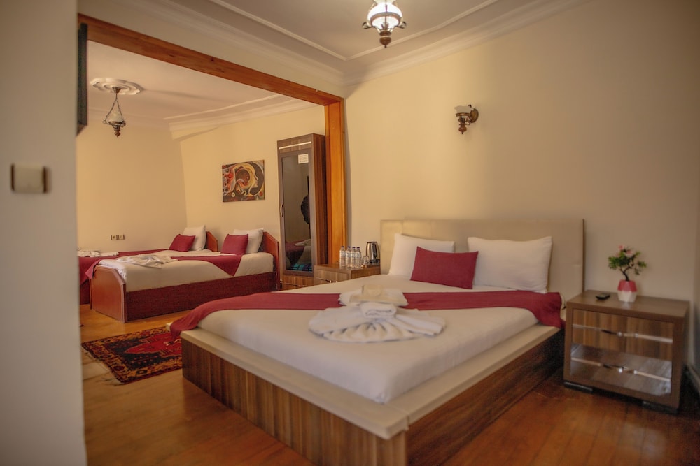Standard Quadruple Room photo 2