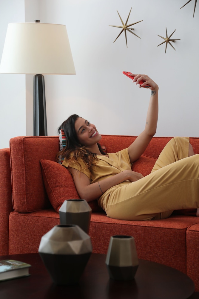 Suite, 1 Bedroom photo 2