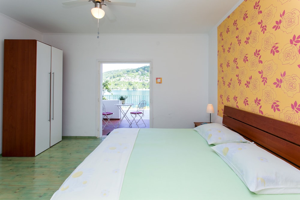 Triple Room, Sea View photo 1