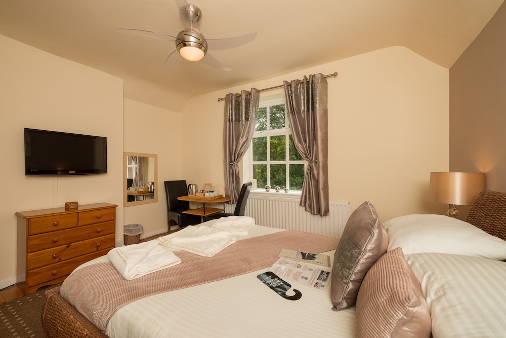 Suite, Ensuite photo 3