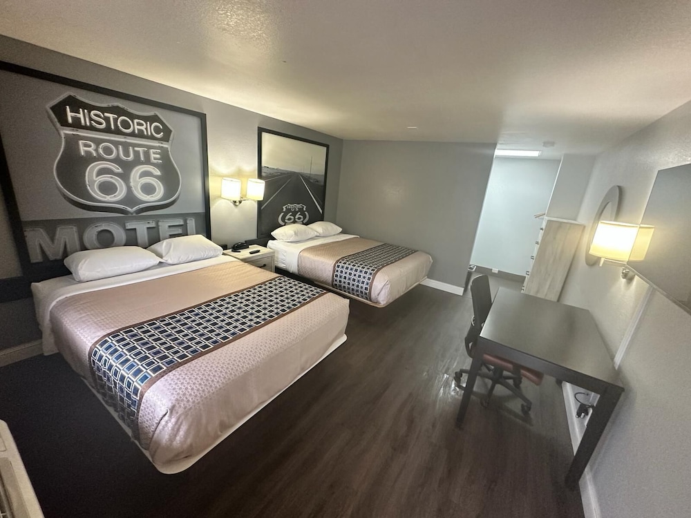 Standard Room, 2 Queen Beds, Non Smoking photo 1