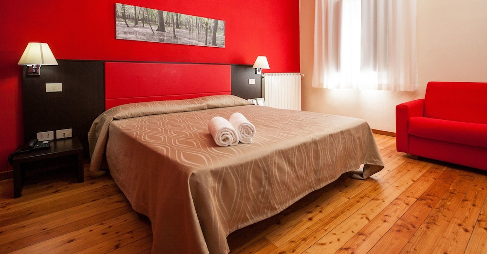 Double or Twin Room photo 1