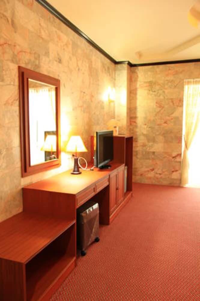 Superior Twin Room - Photo 11