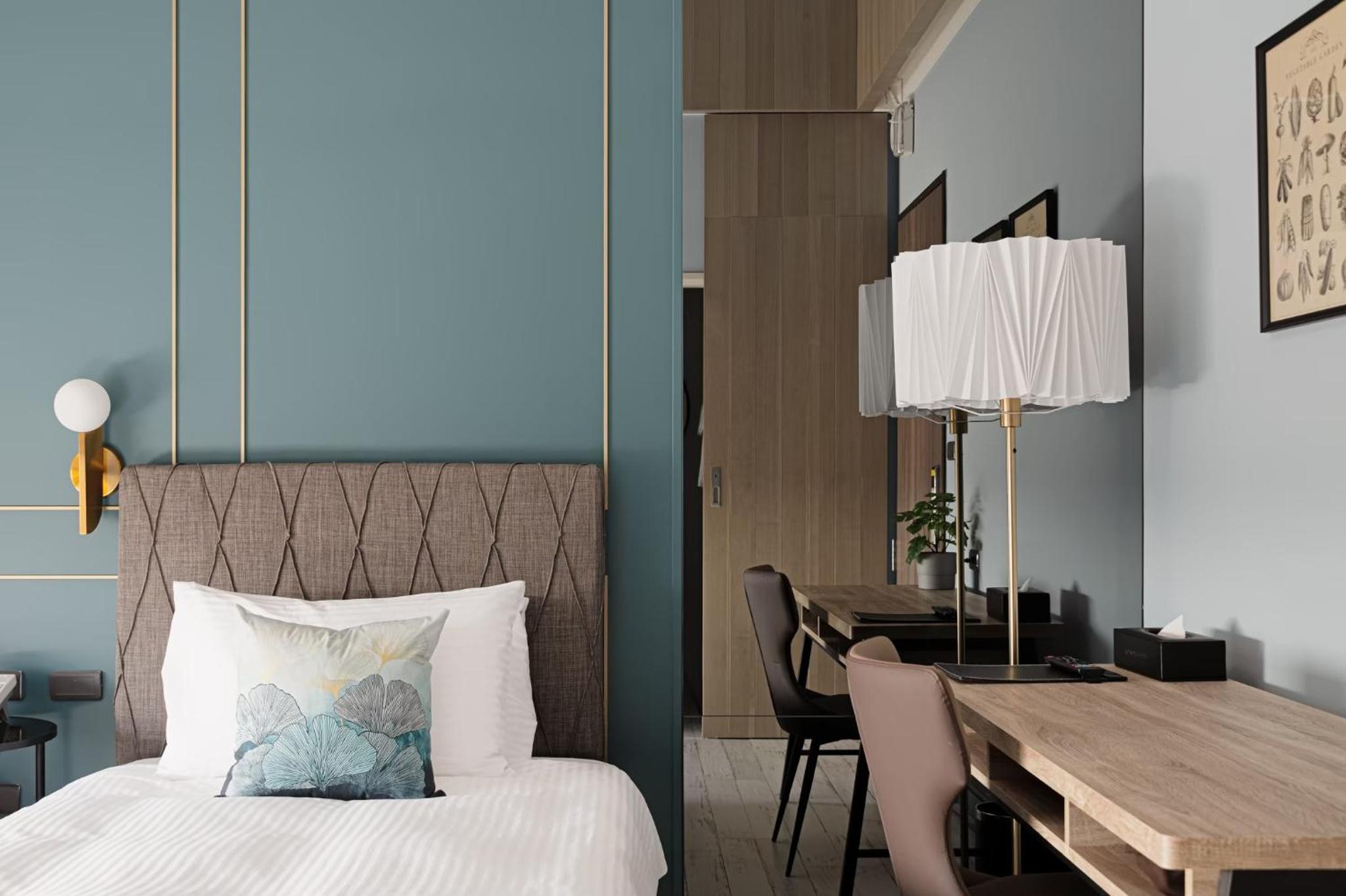 Standard Twin Room - Photo 4