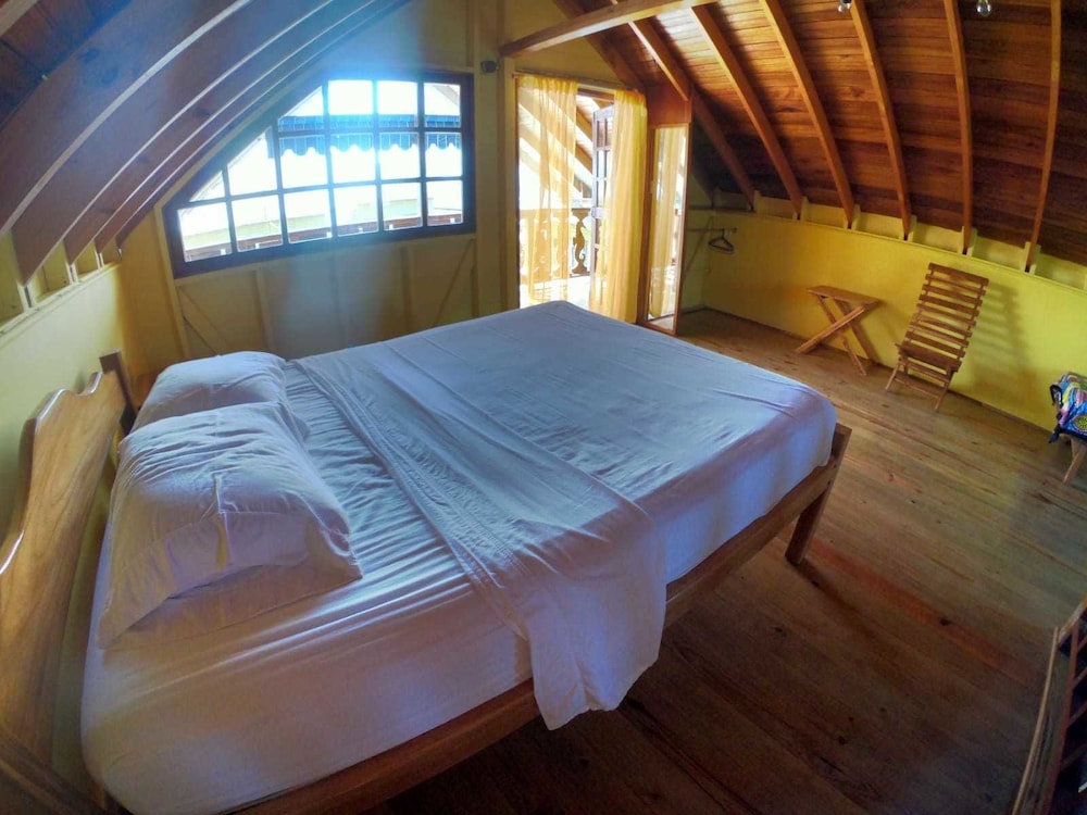 Basic Cabin, Multiple Beds 5 photo 1