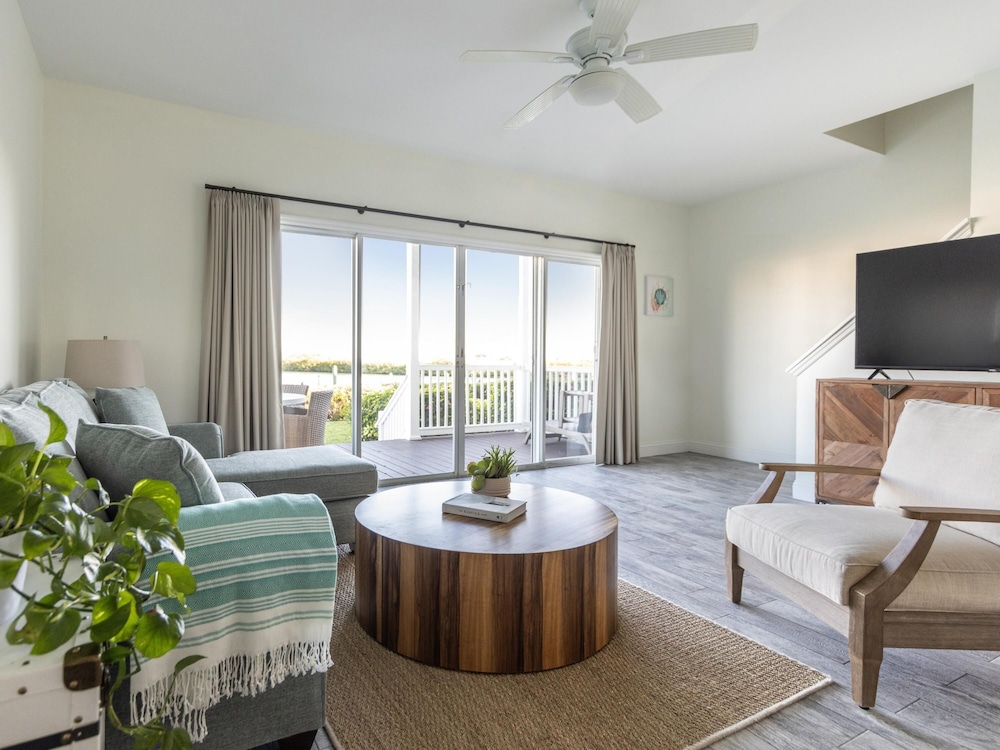 4 Bedroom Premium Villa