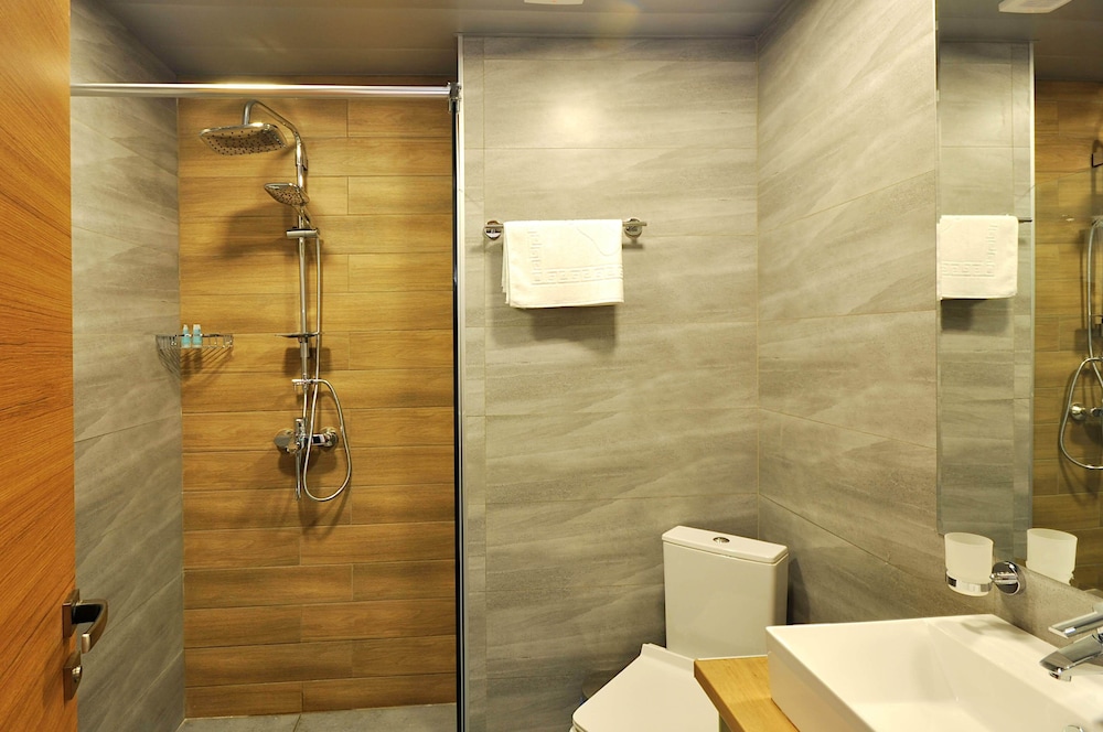 Studio Suite photo 2
