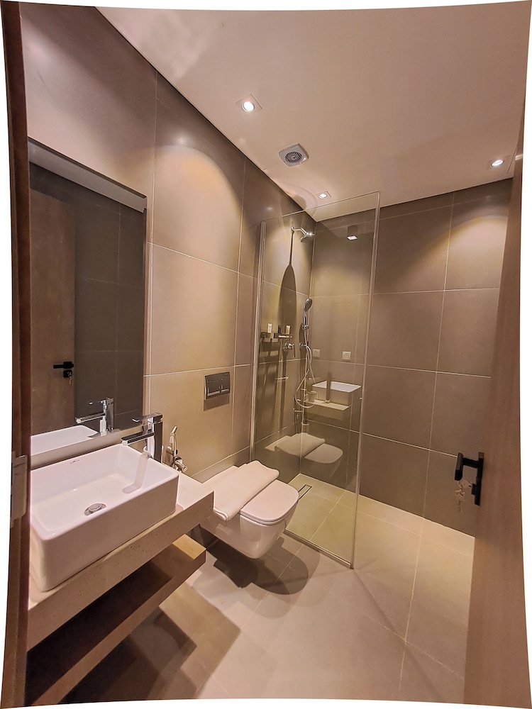 Deluxe Room - Photo 4
