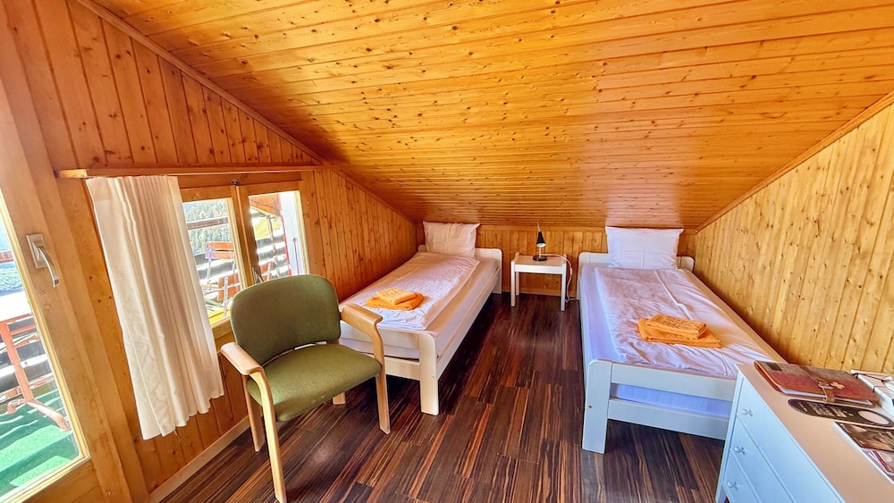 Family Quadruple Room, Balcony, Mountain View photo 2