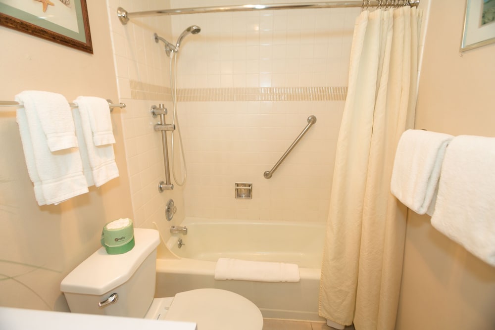 Signature Room, 1 King Bed with Sofa bed, Kitchen, Pool View (1 Bedroom Unit- Room 208-Pet Friendly) - Photo 22
