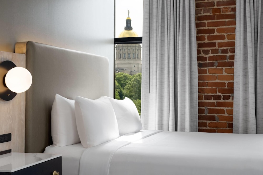 Standard Room, 1 Queen Bed - Photo 1