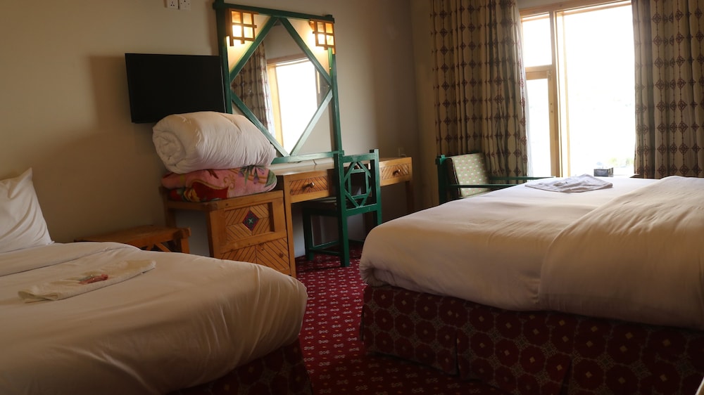 Royal Triple Room photo 2