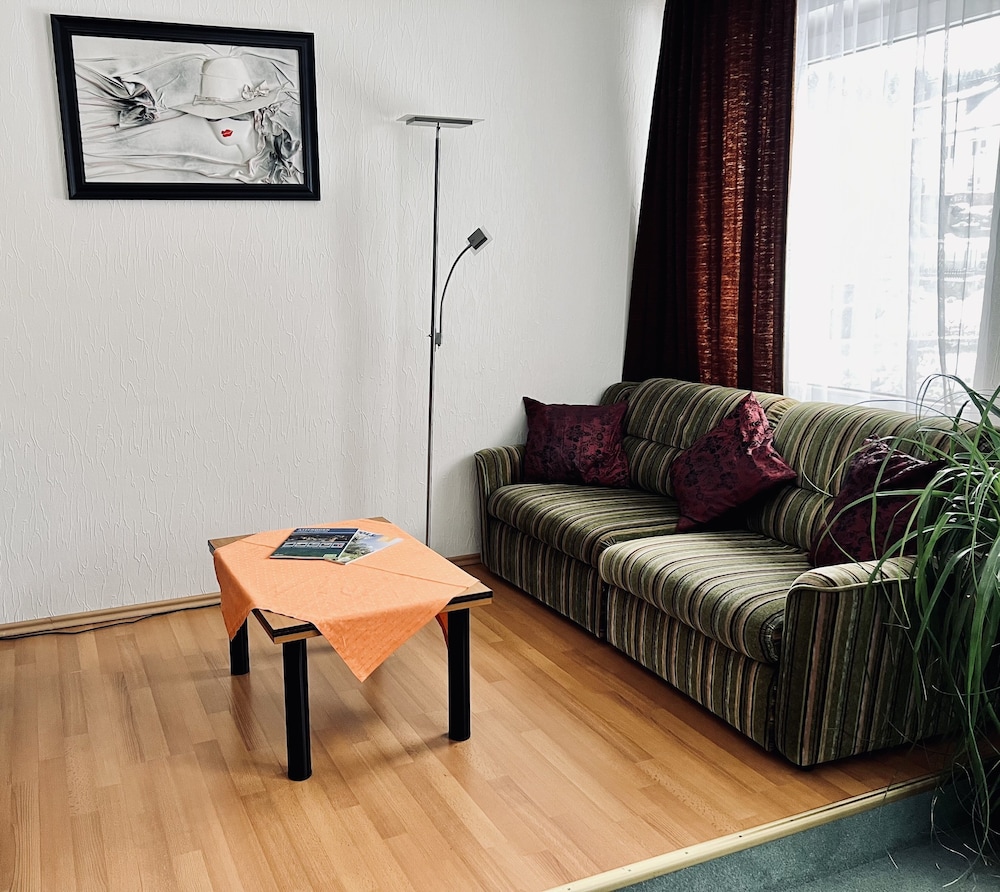 Standard Double Room, 1 Queen Bed photo 3