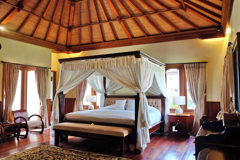 Royal Suite Two Bedroom Pool Villa - Photo 1