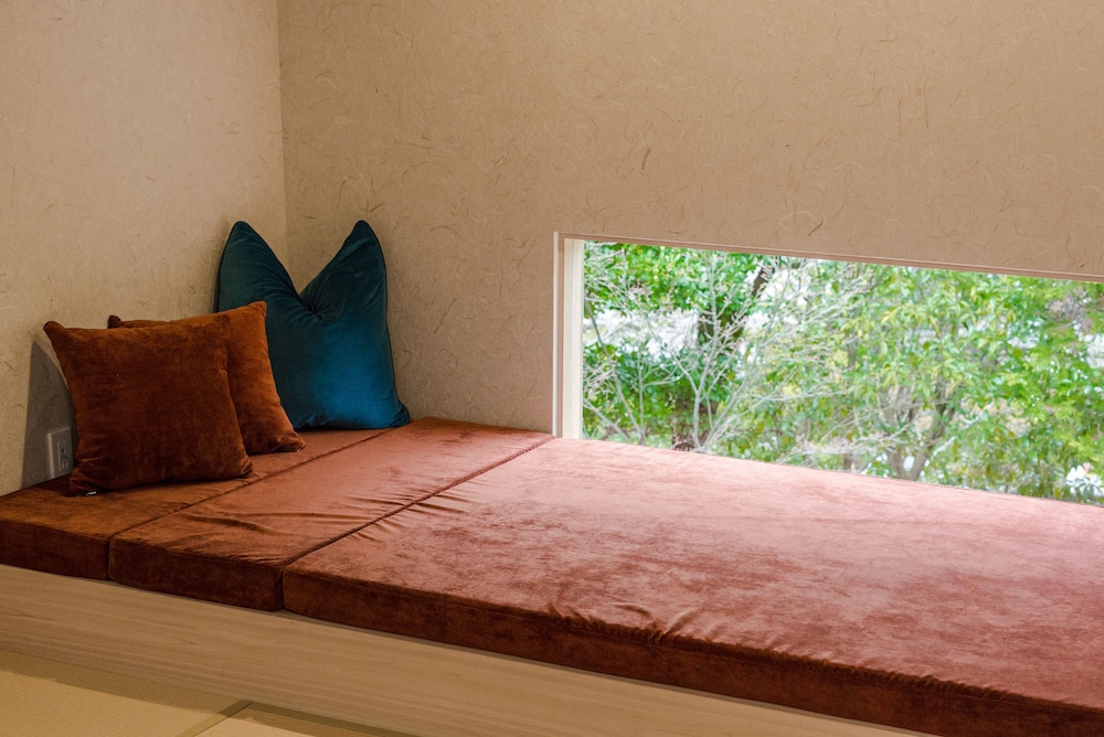 Deluxe Studio, Private Bathroom, Garden Area - Photo 10