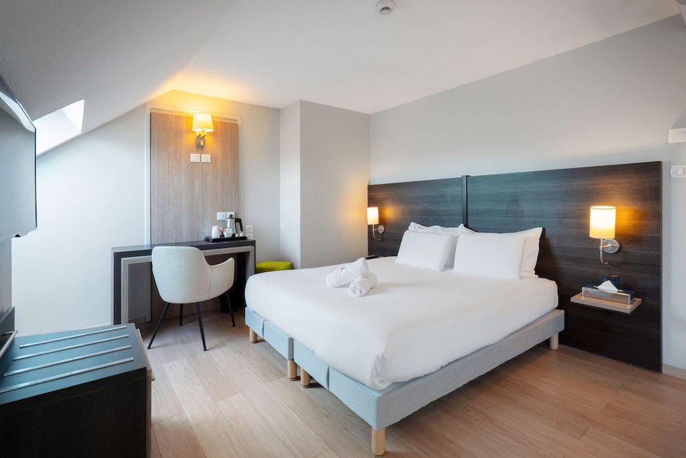 Room, Multiple Beds - Photo 4